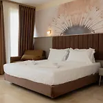 منتجع Fllad & Durres 5*