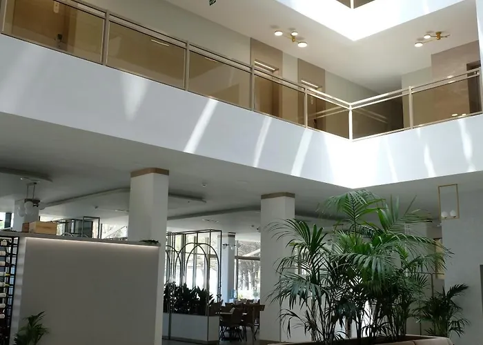 Resort Fllad & Durres 5*