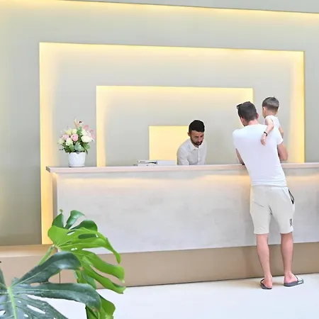 Ośrodek wypoczynkowy Fllad & Durres 5*