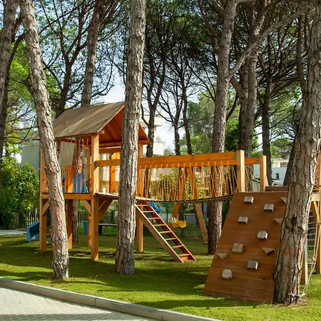 Ośrodek wypoczynkowy Fllad & Durres